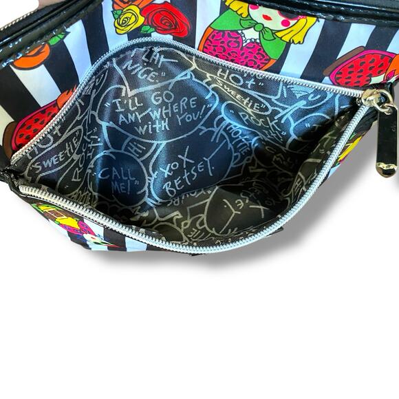 Betsy Johnson Cosmetic Pouch Bag Black Stripe Nesting Doll Print Medium Zip Top - Picture 9 of 12